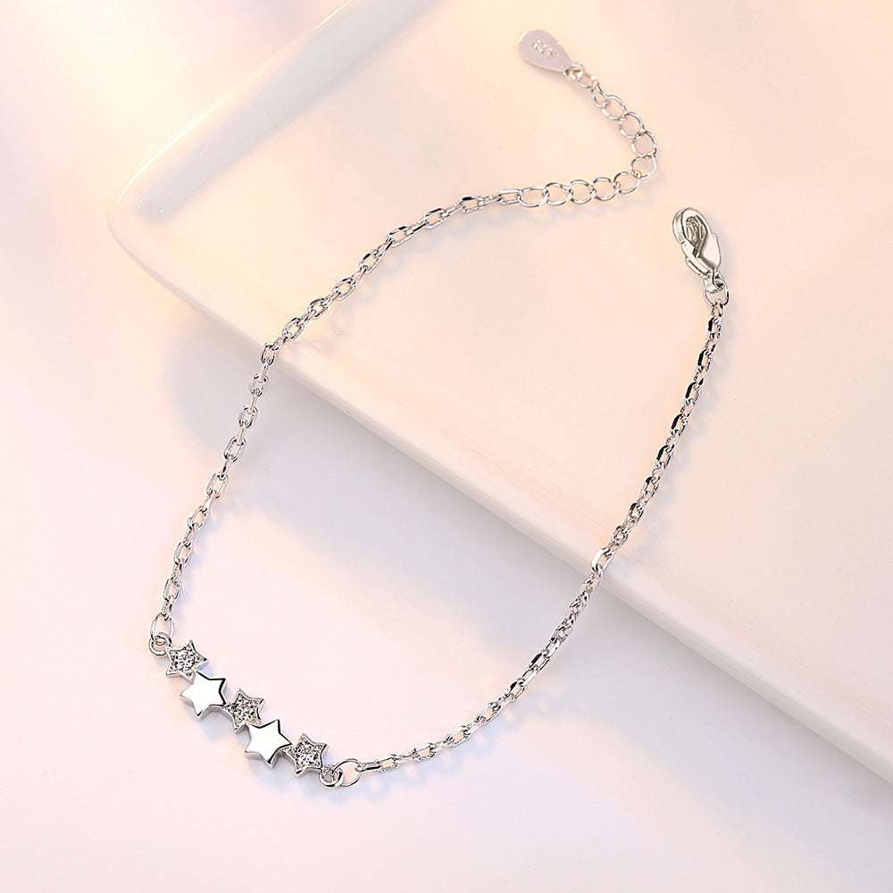 Stylish Armband med stjärna, featuring star design in copper-plated platinum, perfect for women’s gifts.